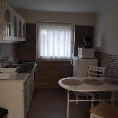Kiss Apartman Balatonboglár Buitenkant foto